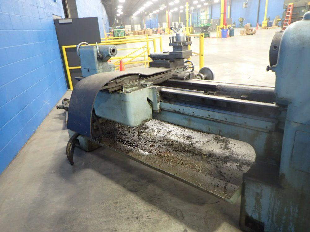 Schaerer Lathe Wsteadyrest  2 Chucks