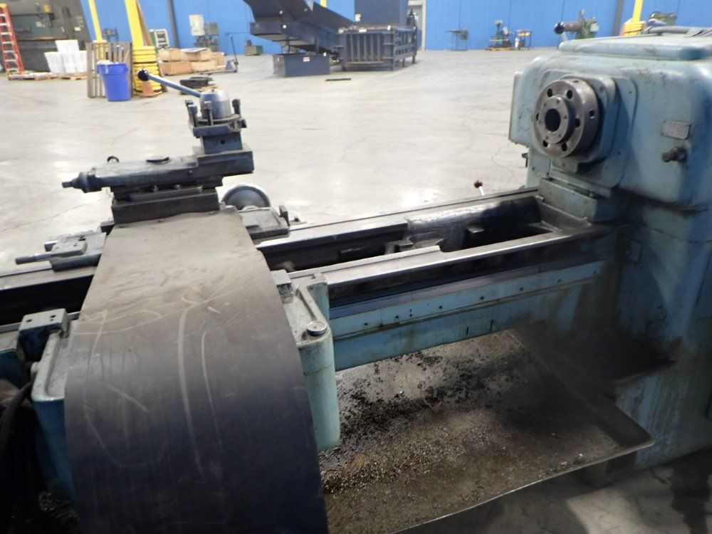 Schaerer Lathe Wsteadyrest  2 Chucks