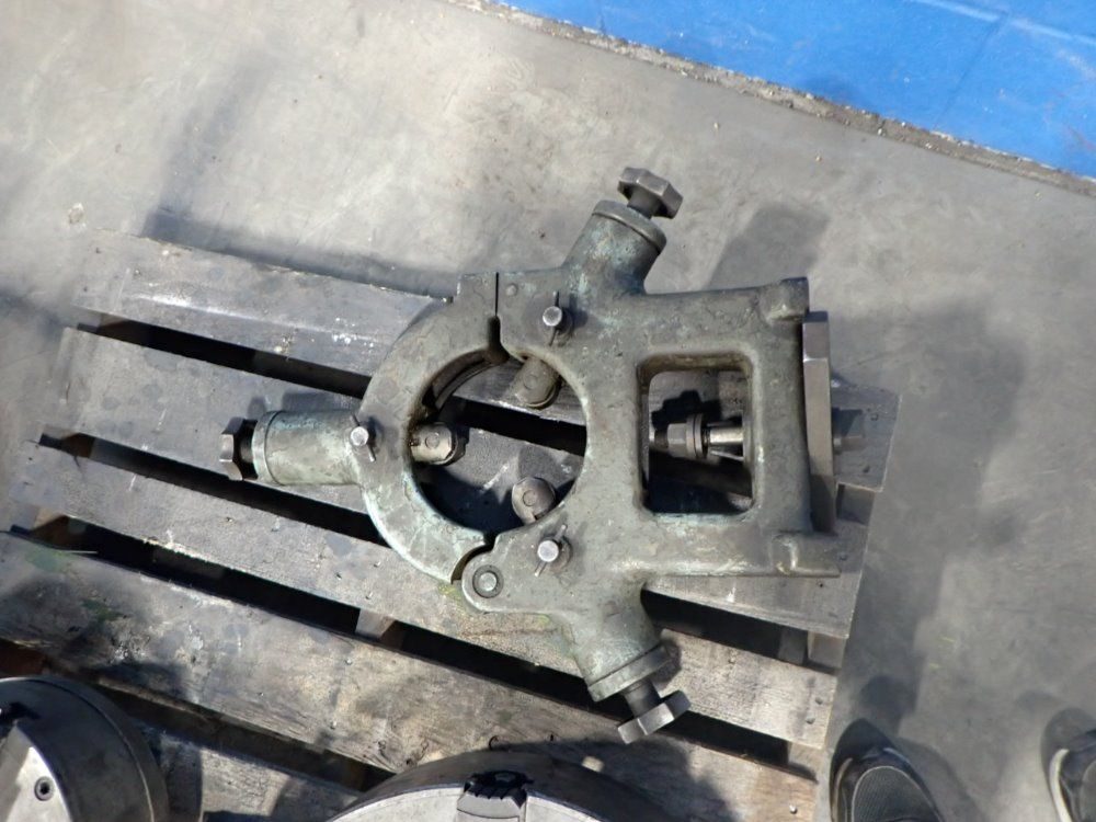 Schaerer Lathe Wsteadyrest  2 Chucks