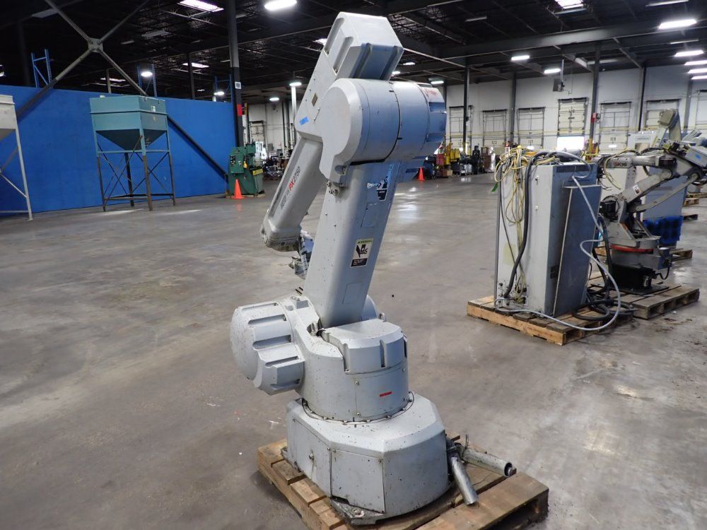 Yaskawa 22lb Paint Robot - Px2750