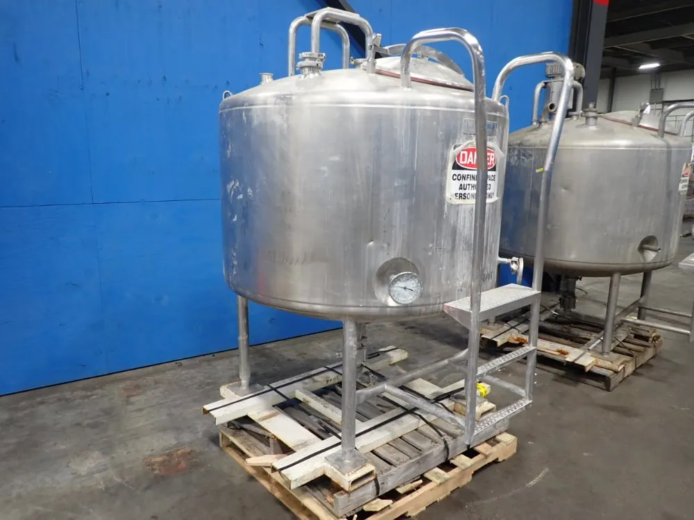 Paul Mueller Company 500 Gallons Mixing Tank