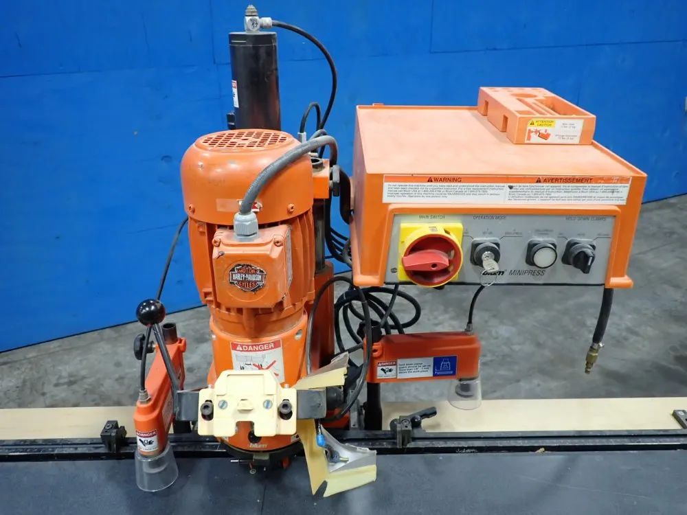 Blum 1.75" Thickness Boring Machine - M51n1004