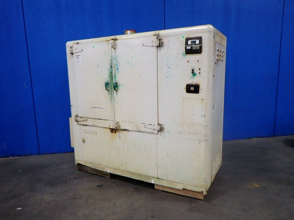 Despatch Oven Co. 500 Deg. Farenheit Industrial Oven - V35std