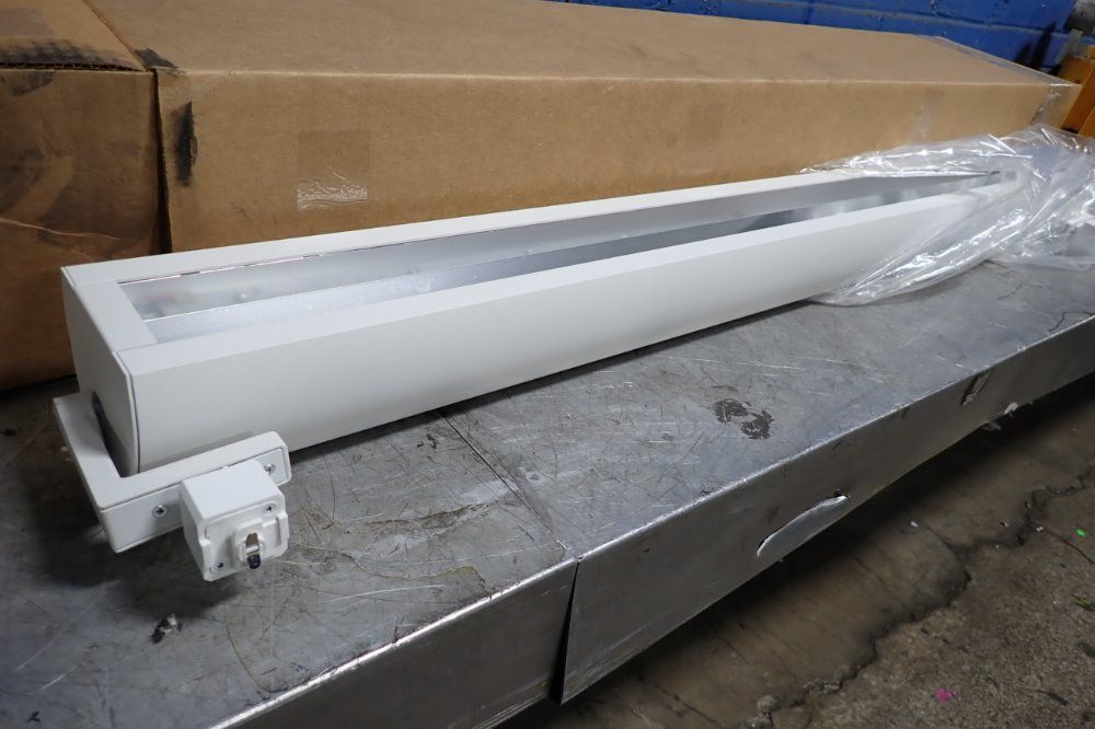 General Electric Recess Led Luminaire - 42 Watts