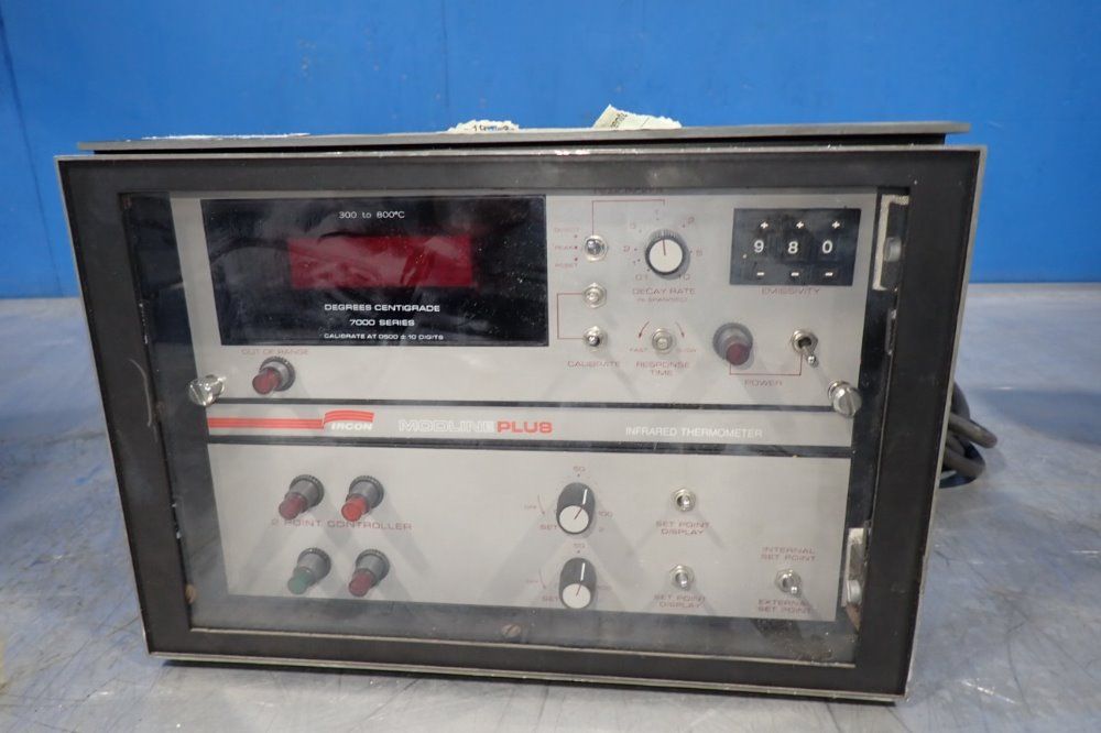 Ircon 1472 F Infrared Thermometer - Modine Plus