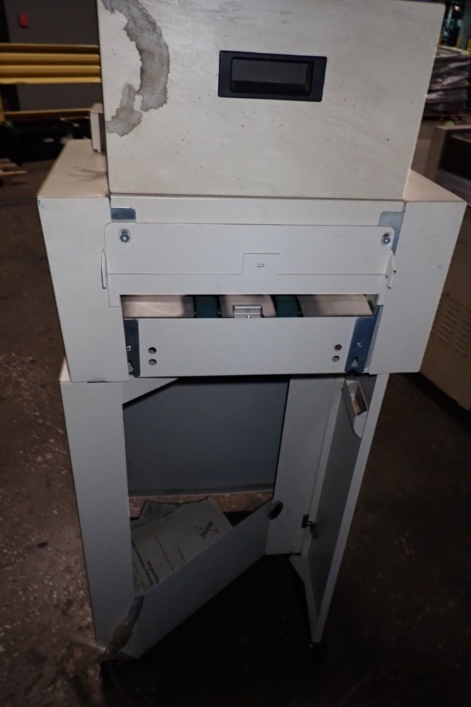 Plockmatic Booklet Maker - Squarefold Sbmii