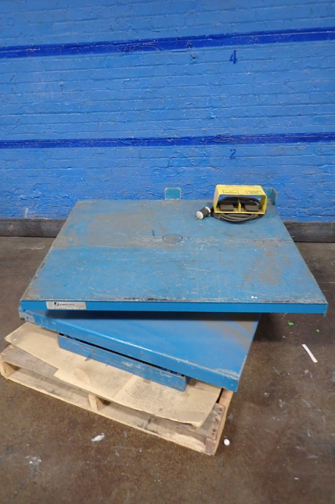 Advance Lifts 1500 Lbs Lift Table - Al236tm100