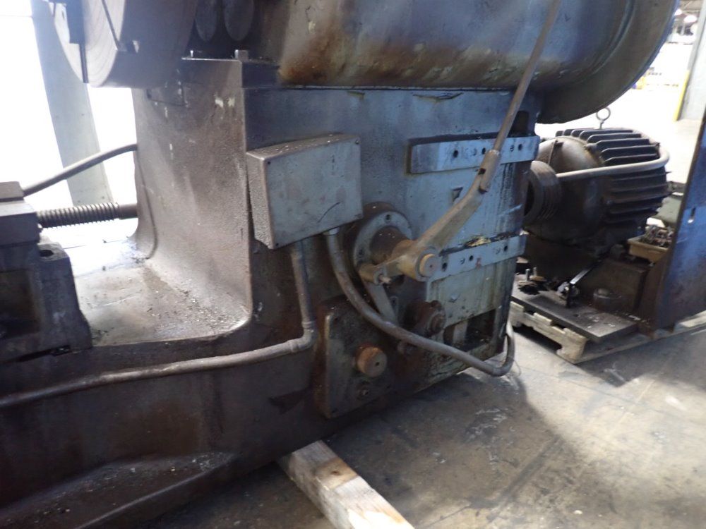 Swift 44" /50" X 174" Gap Bed Lathe - 19/21c