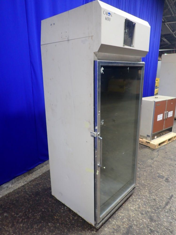 Caron Environmental Chamber - 6030