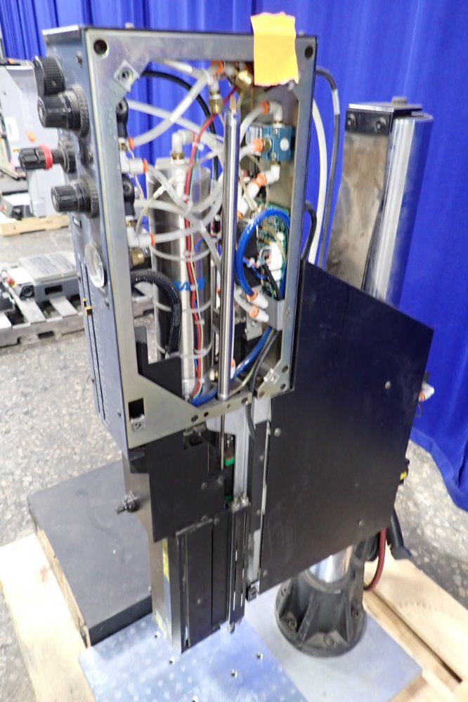 Dukane Ultrasonic Welder