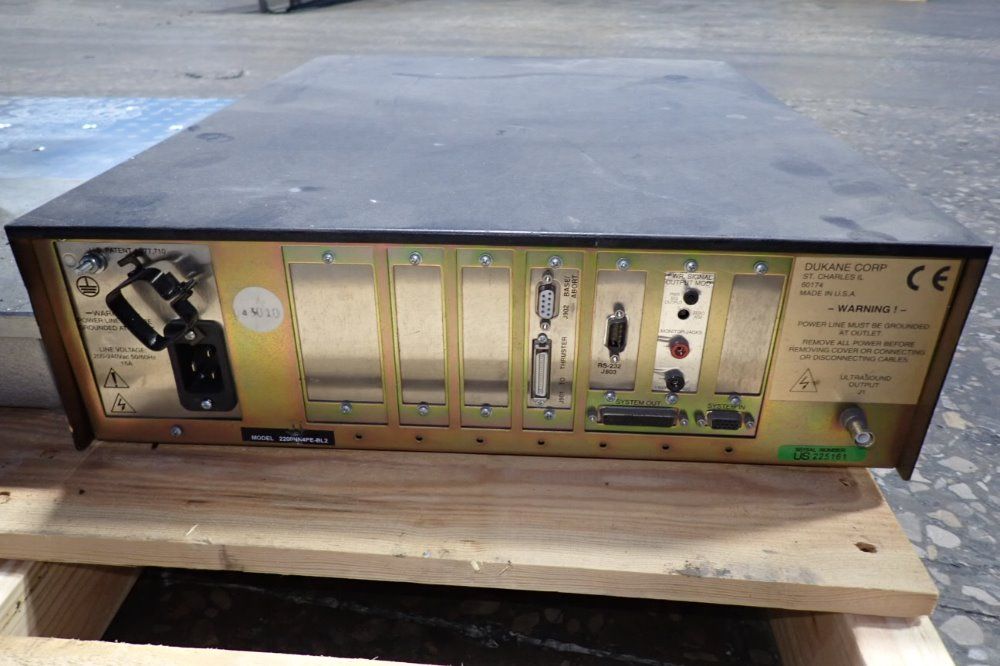 Dukane Ultrasonic Welder