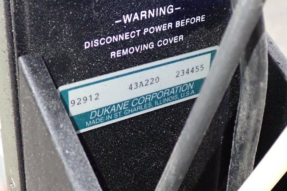 Dukane Ultrasonic Welder