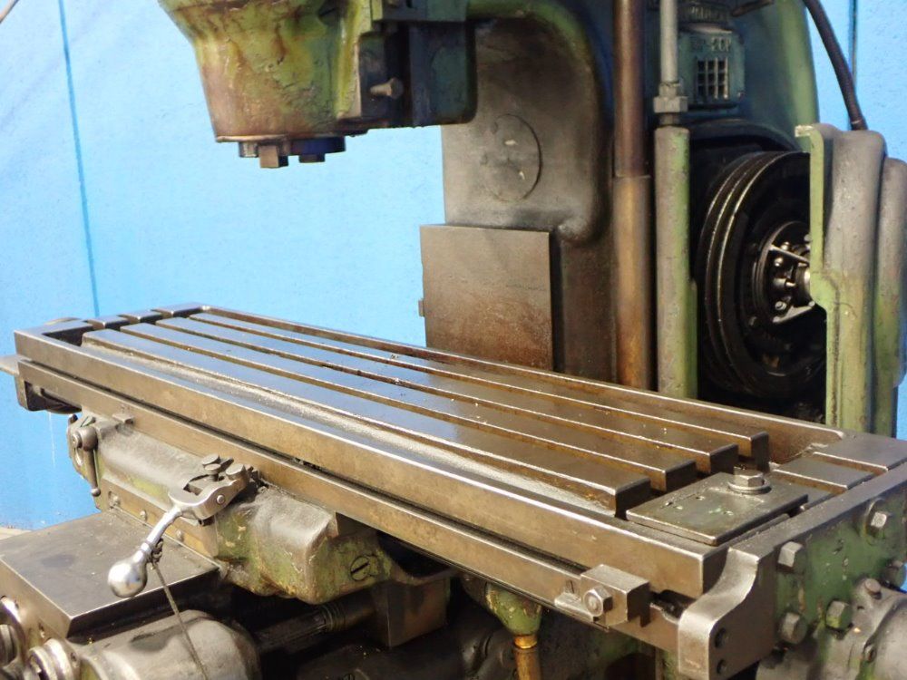 Kearney & Trecker 40"x8" Vertical Mill