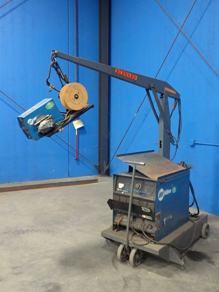 Miller 450 A Cv/dc Welder & Welding Boom - Deltaweld 452