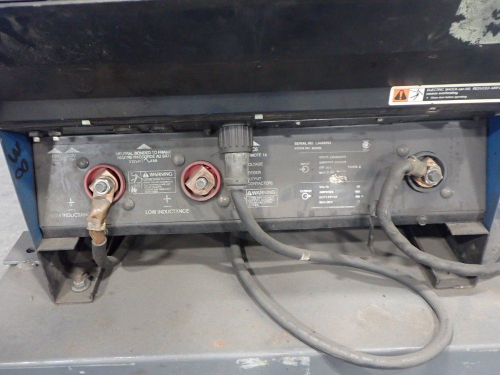 Miller 450 A Cv/dc Welder & Welding Boom - Deltaweld 452