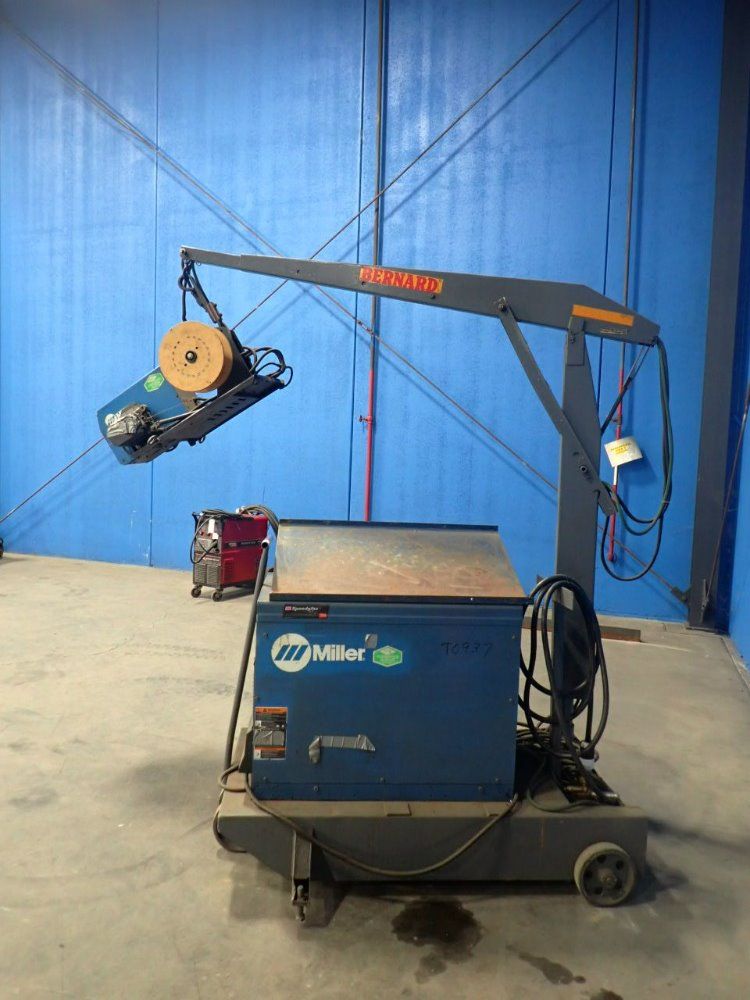 Miller 450 A Cv/dc Welder & Welding Boom - Deltaweld 452