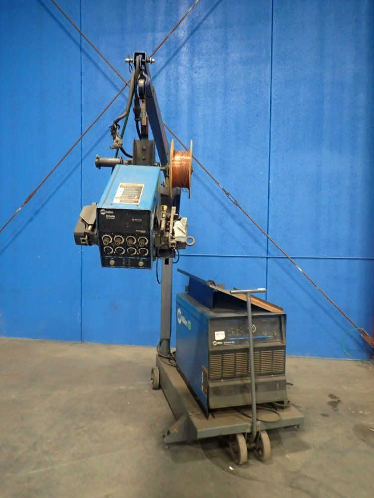 Miller 450 A Cv/dc Welder & Welding Boom - Deltaweld 452