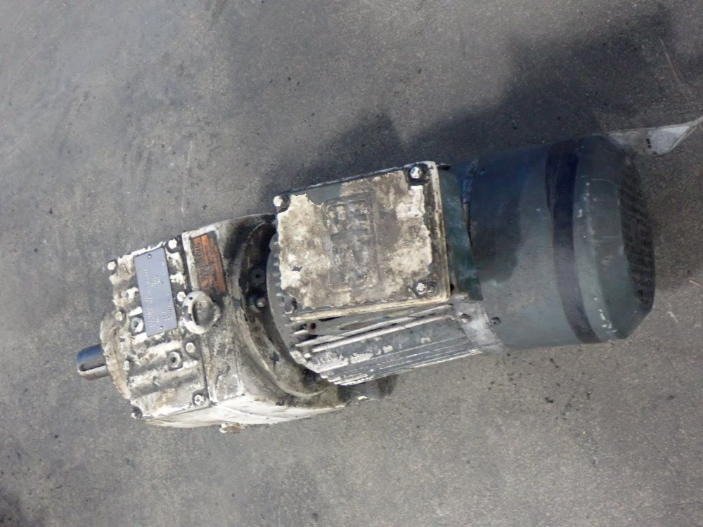 Sew Gear Reducer - R77dt100l4es1r