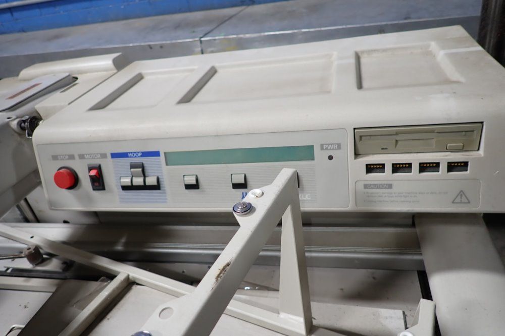 Meistergram Embroidery Machine - 900xlc