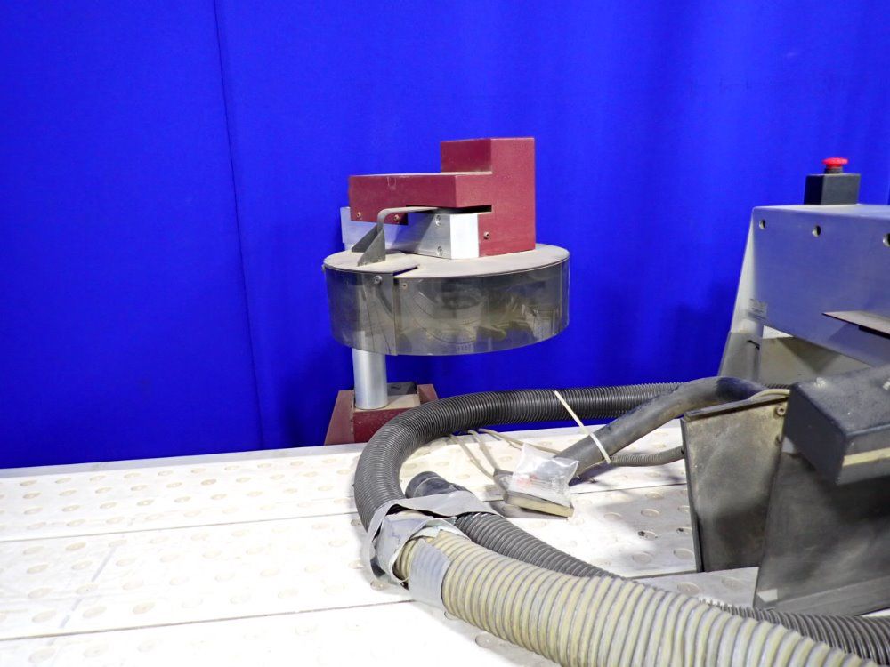 Gerber 121" X 58" Cnc Router - Sabre 408