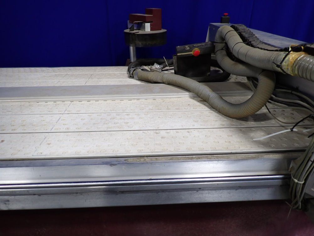 Gerber 121" X 58" Cnc Router - Sabre 408