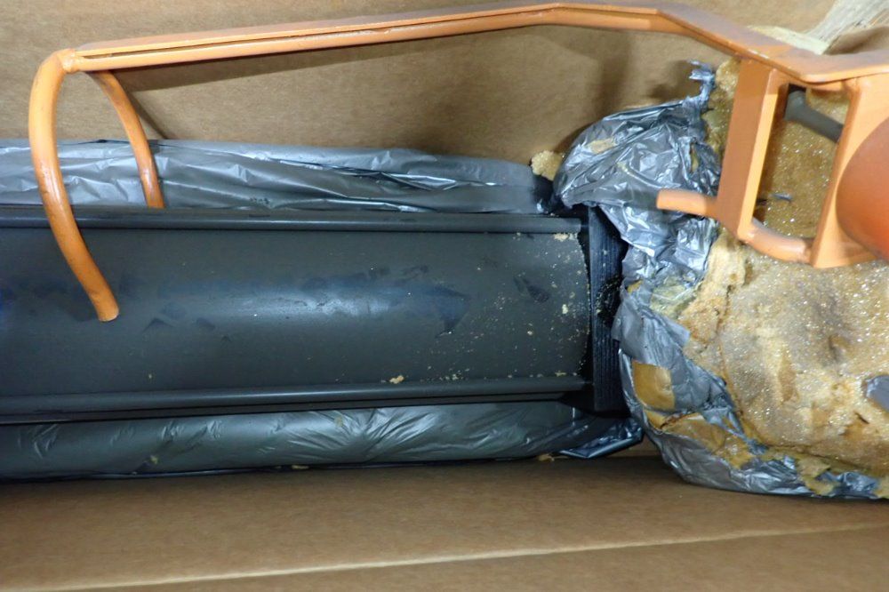 Schrader Bellows 37" X 7" Cylinder