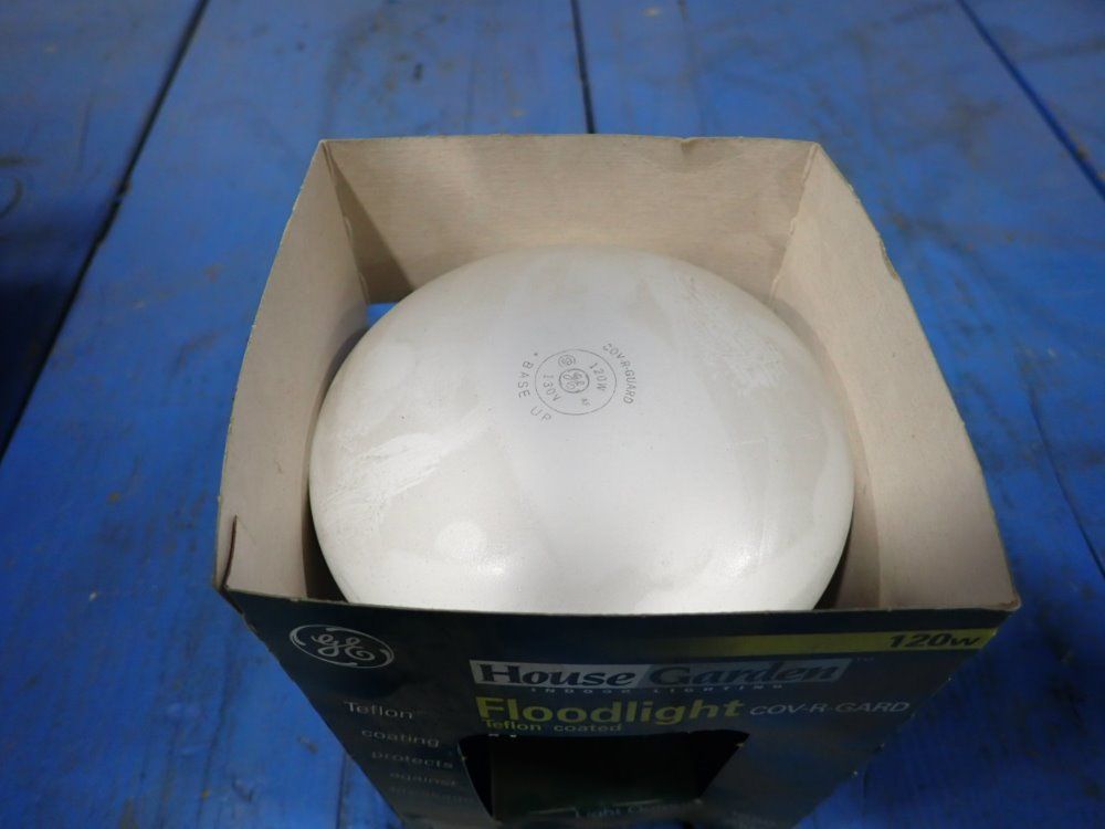 G.e. 120w Floodlight