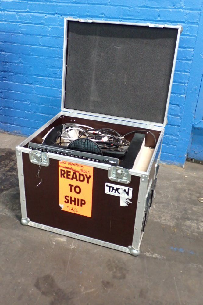 Thon Display Multi-case