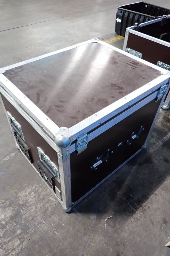 Thon Display Multi-case