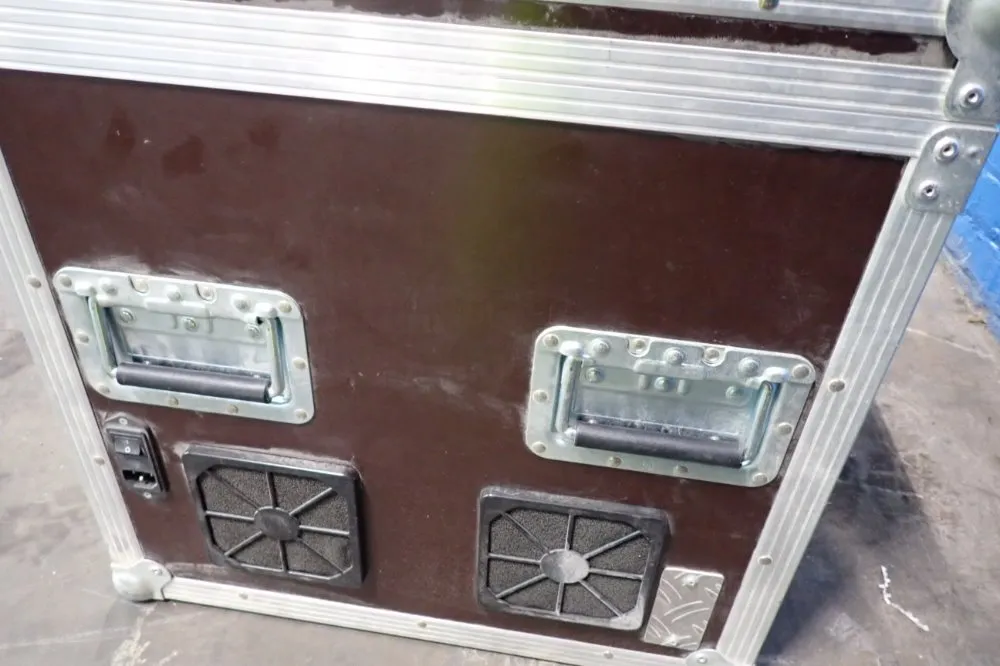 Thon Display Multi-case