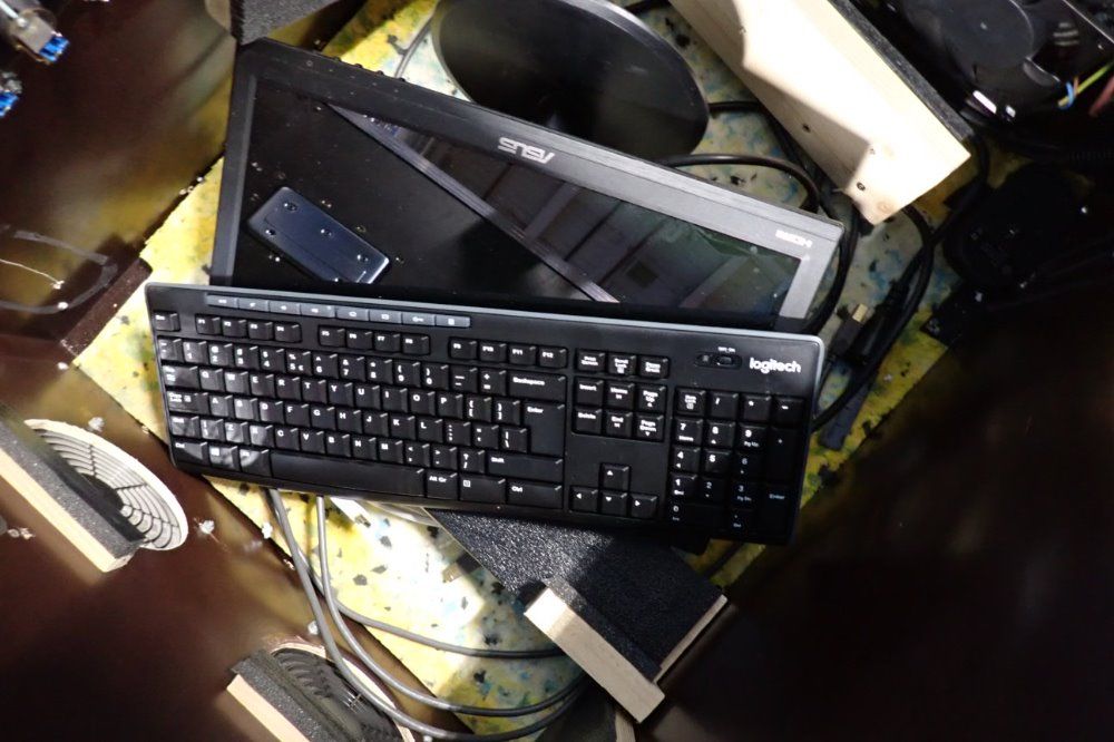 Thon Display Multi-case