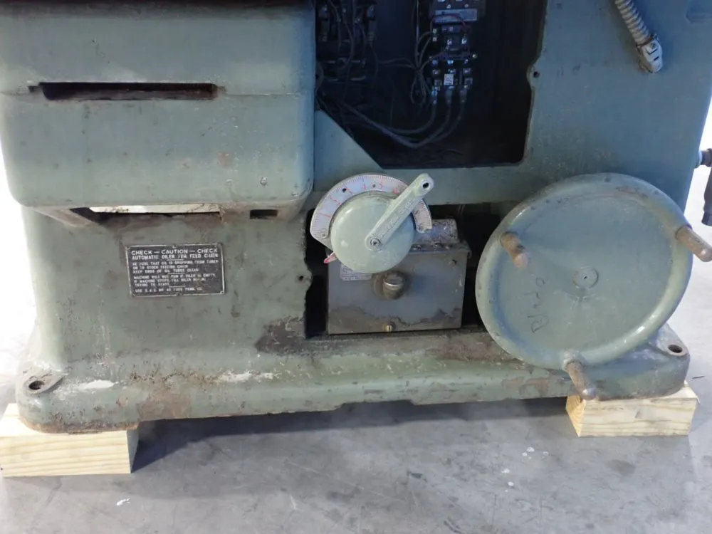 Mattison Machine Works 76"x54"-table Rip Saw - 404