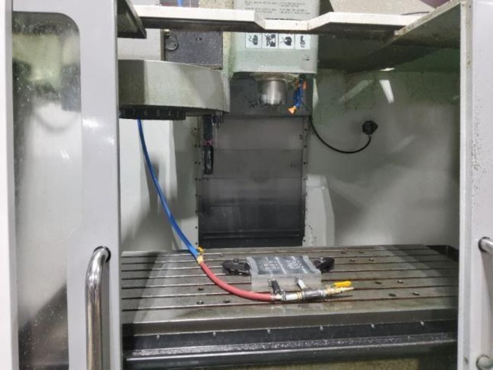 Haas Cnc Vertical Machining Center