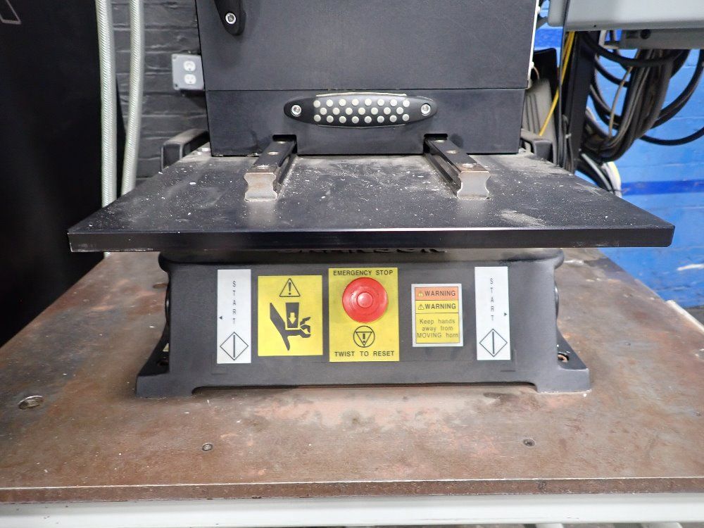 Branson Ultrasonic Welder