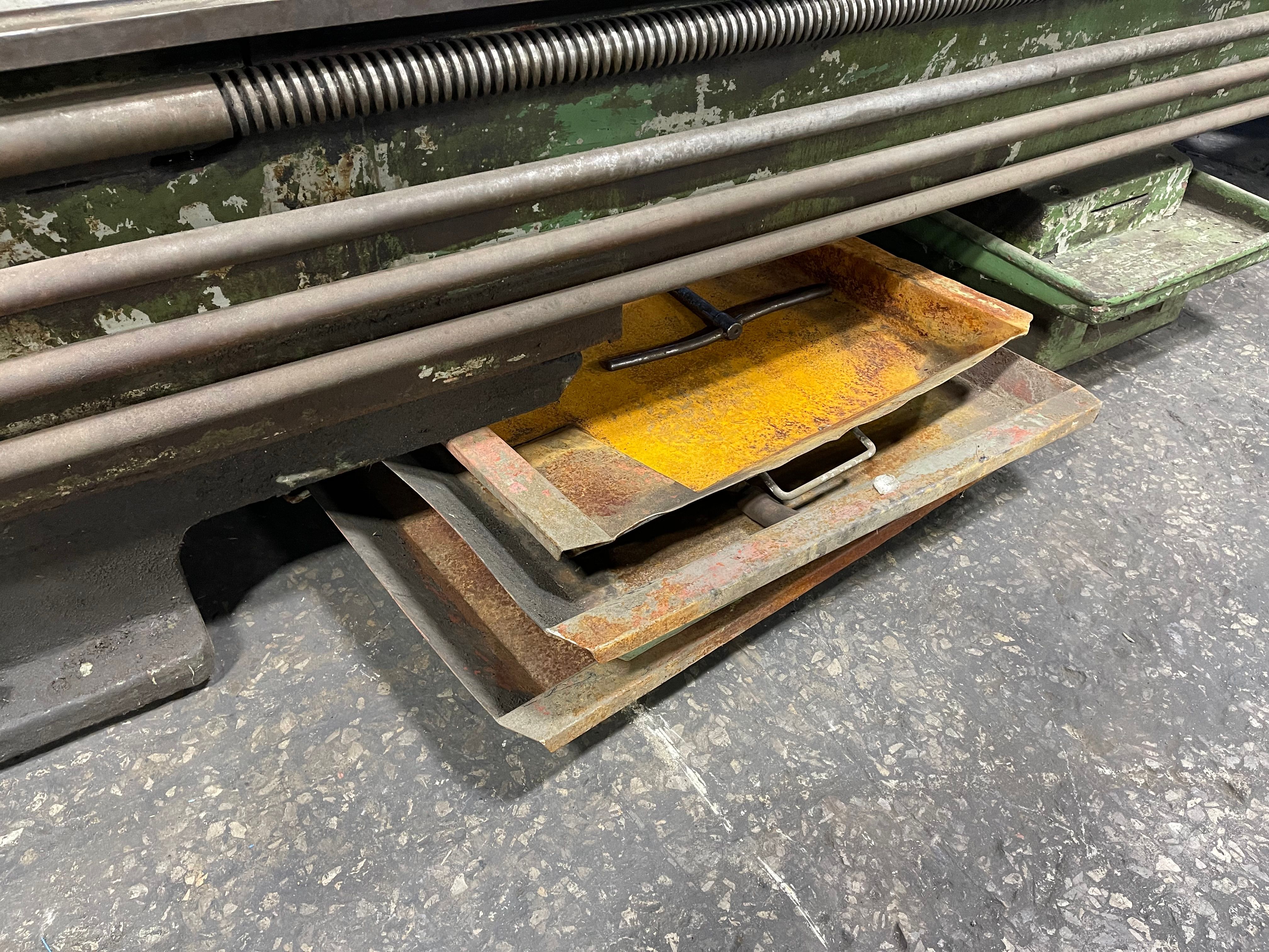 Poreba  Gap Bed Lathe