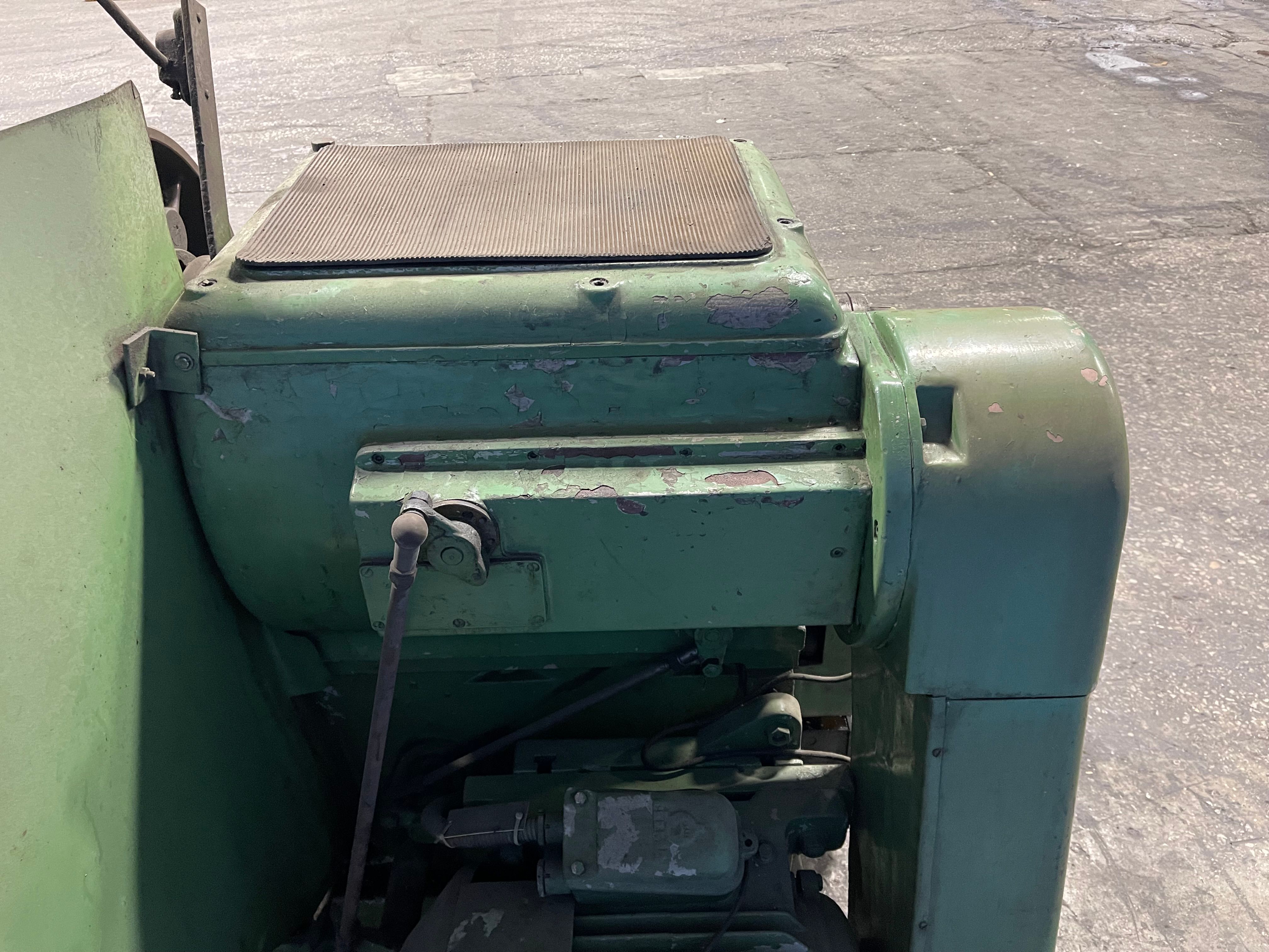 Poreba  Gap Bed Lathe