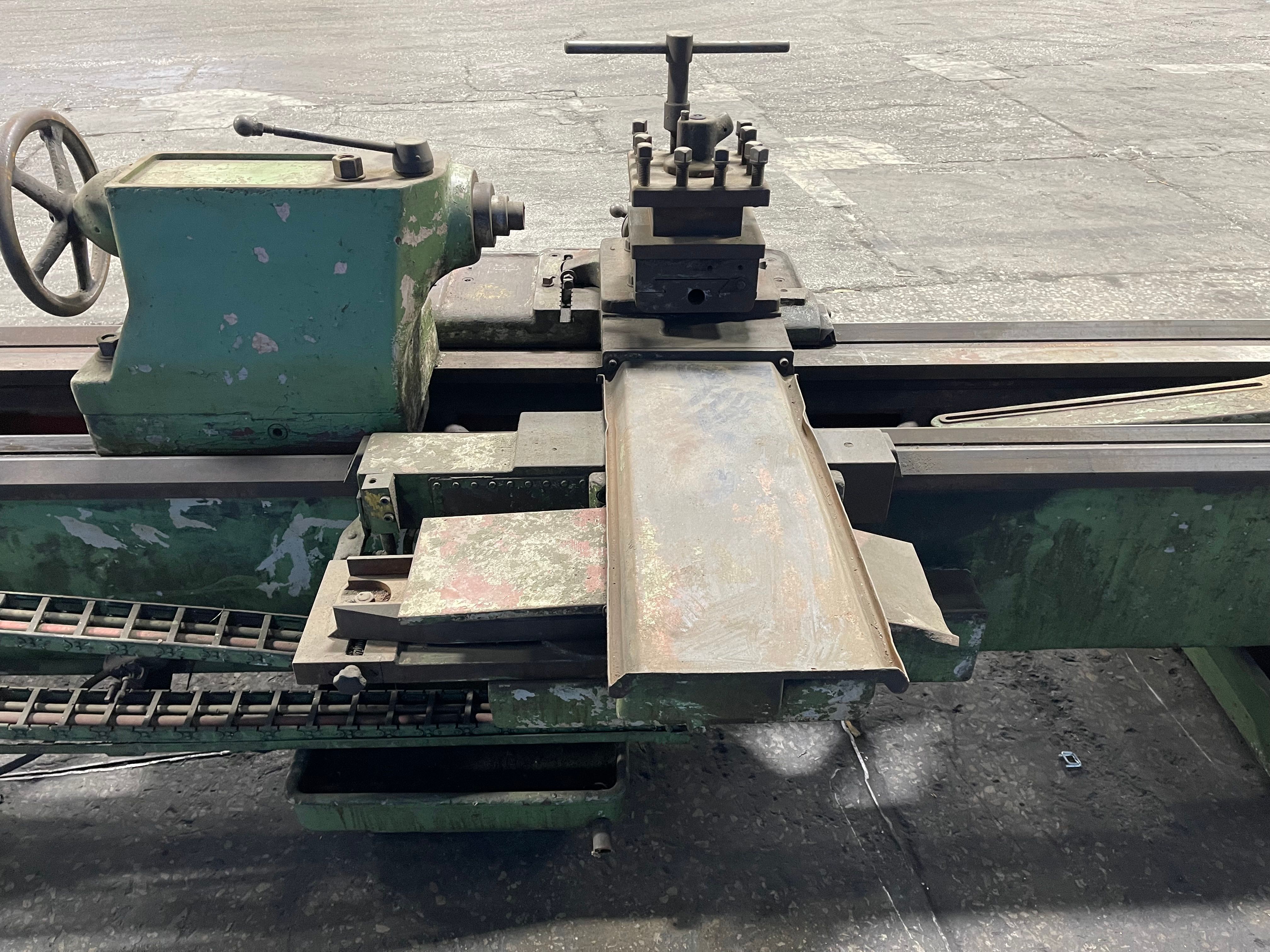 Poreba  Gap Bed Lathe