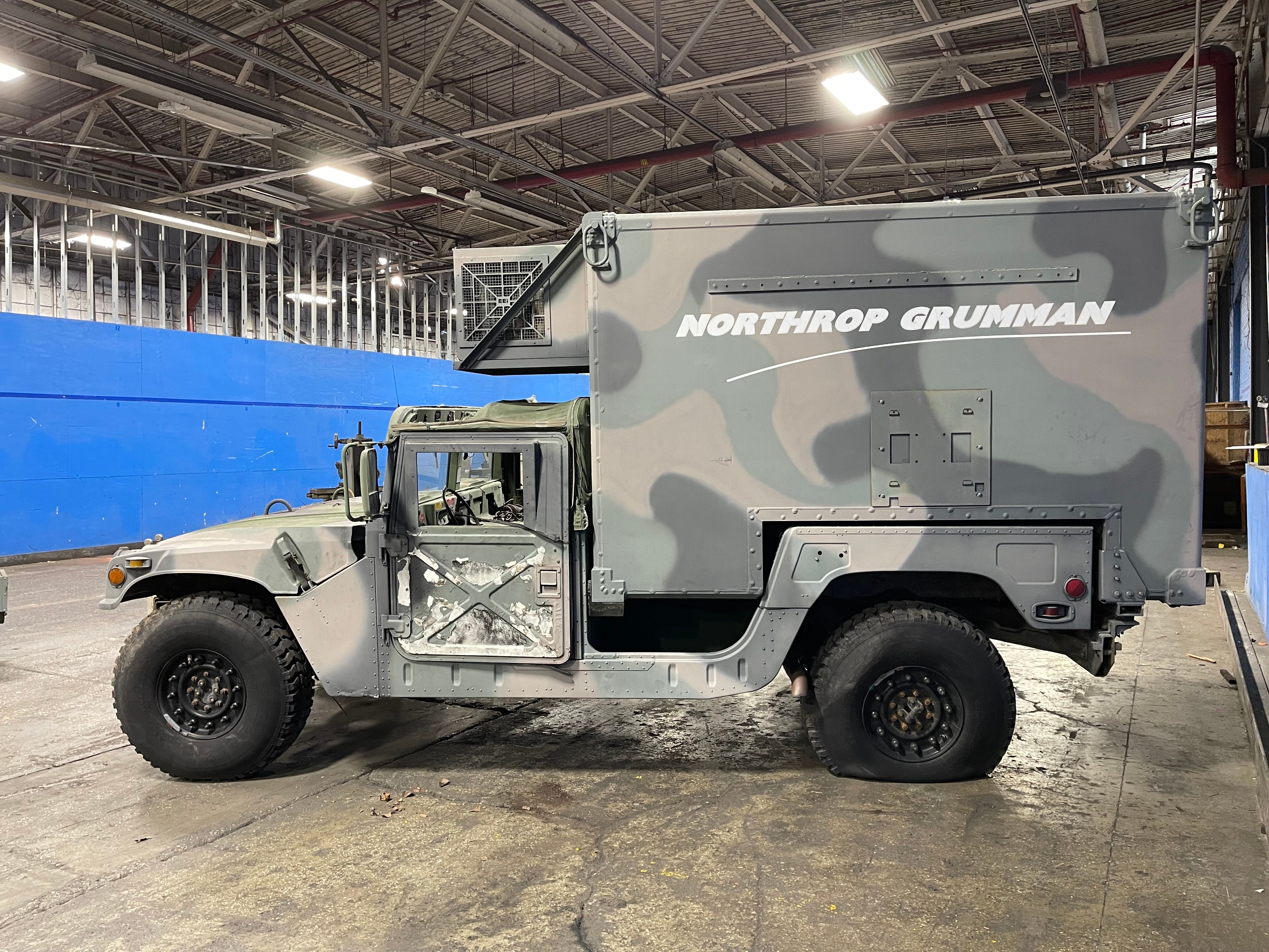 Humvee Military Vehicle - Mfr- Am General