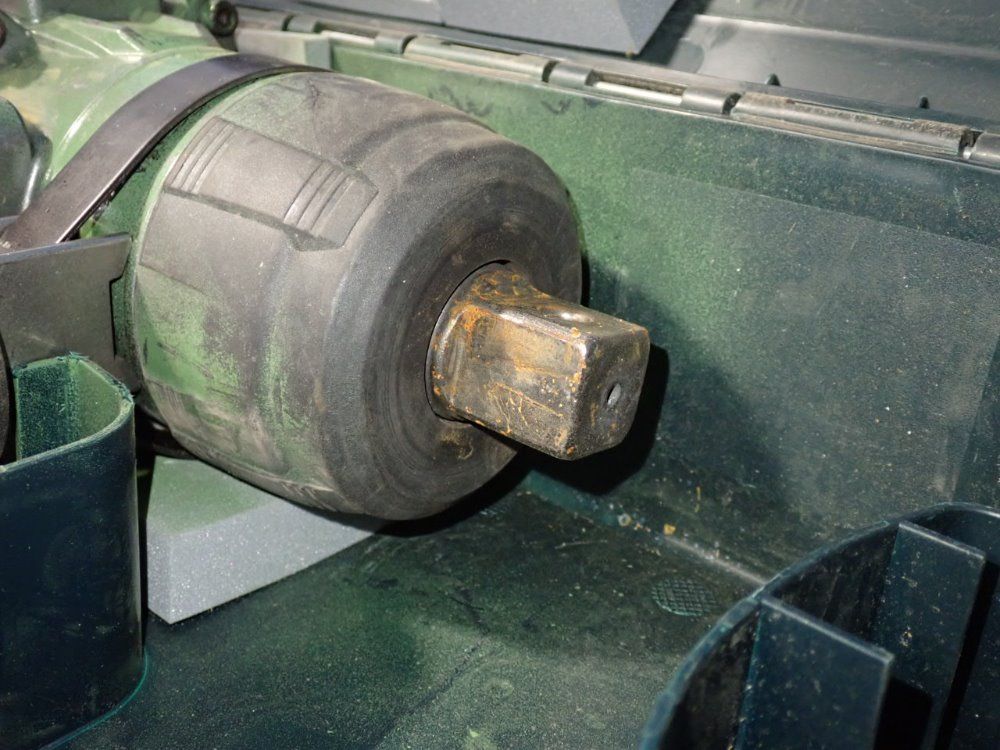 Metabo 15/16" Impact Wrench - Wr25se