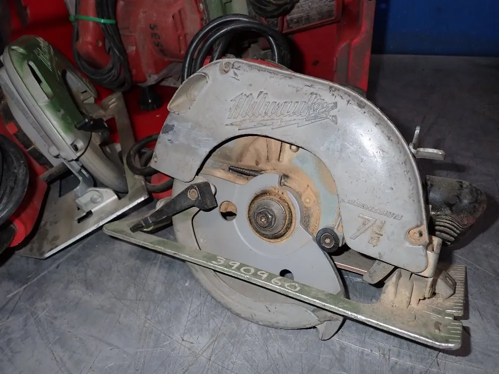 Milwaukee Circular Saws
