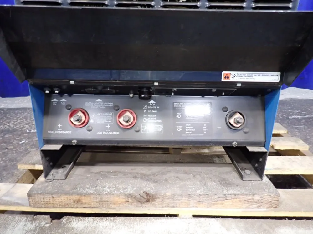 Miller 450 Amp Welder - Deltaweld 452