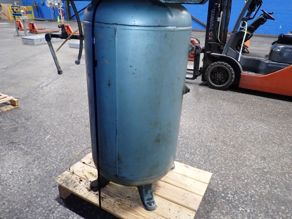 Caire Inc Air Compressor