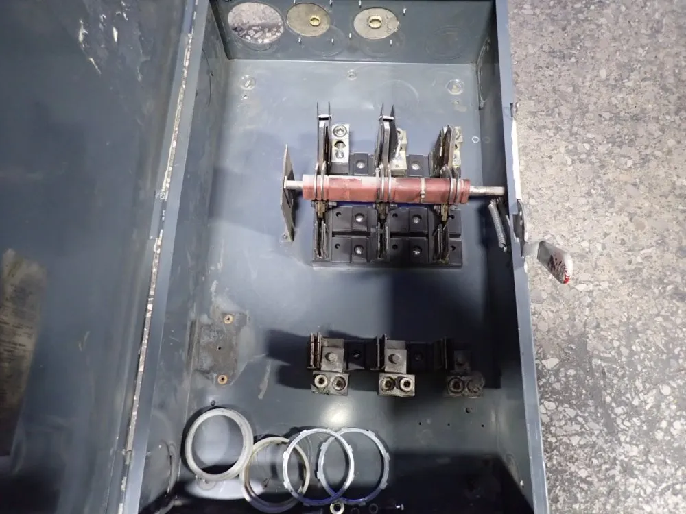 240v/ 600a Fusible Disconnect - Tg4326