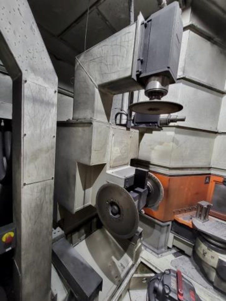 Maus Series 600 Fettling Machine
