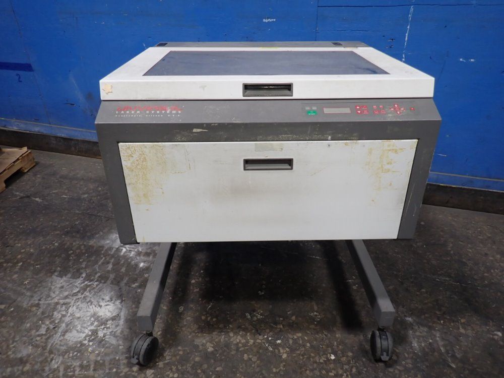 Universal Universal V460 Laser Engraver