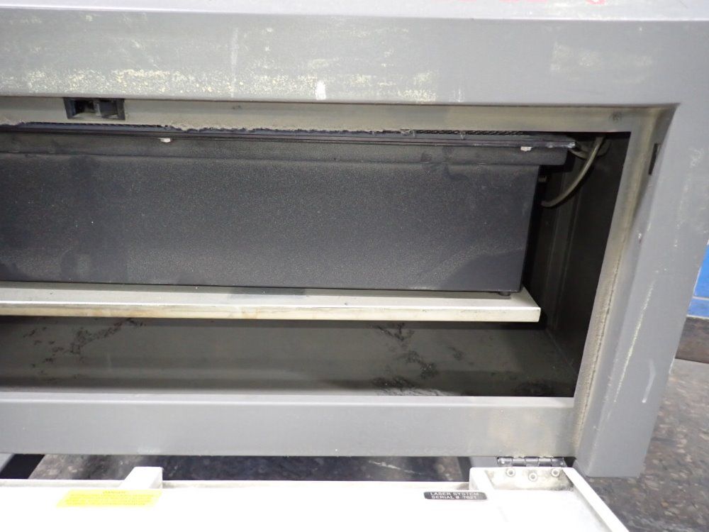 Universal Universal V460 Laser Engraver