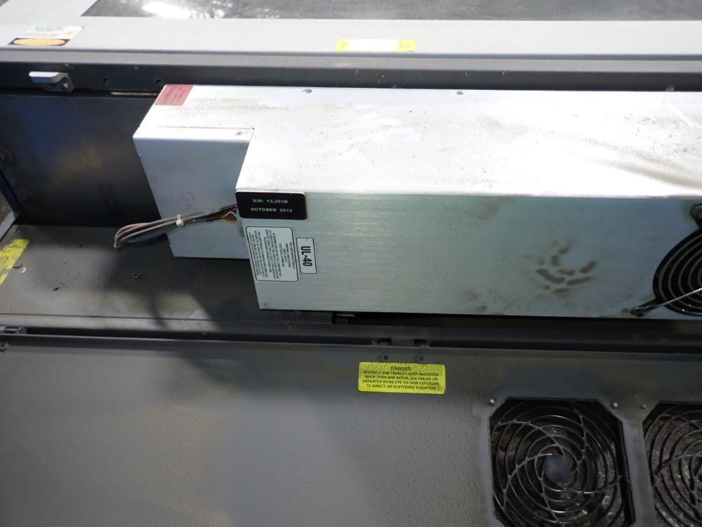 Universal Universal V460 Laser Engraver