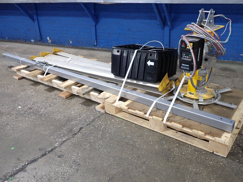 Big Ass Fans 1.5 Hp 2015 Big Ass Fans Basic 6 Ceiling Fan - Basic 6