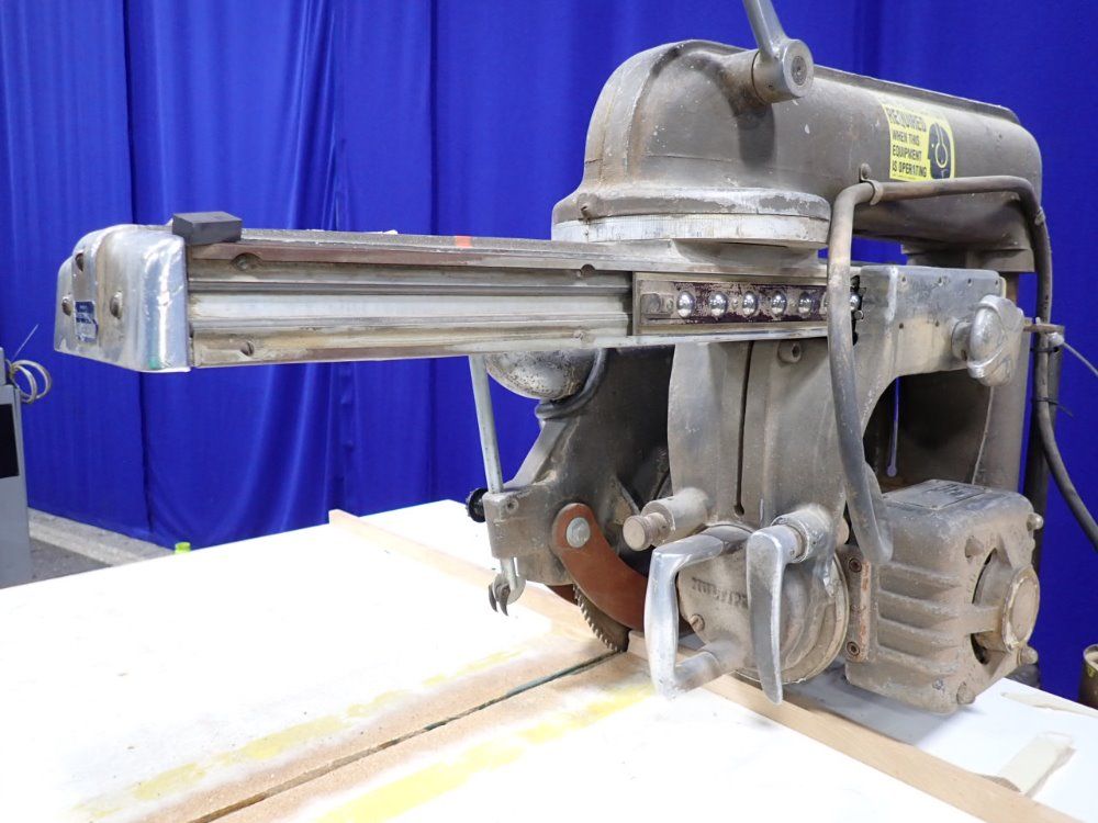Red Star Products Incorporation 20" Radial Arm Saw