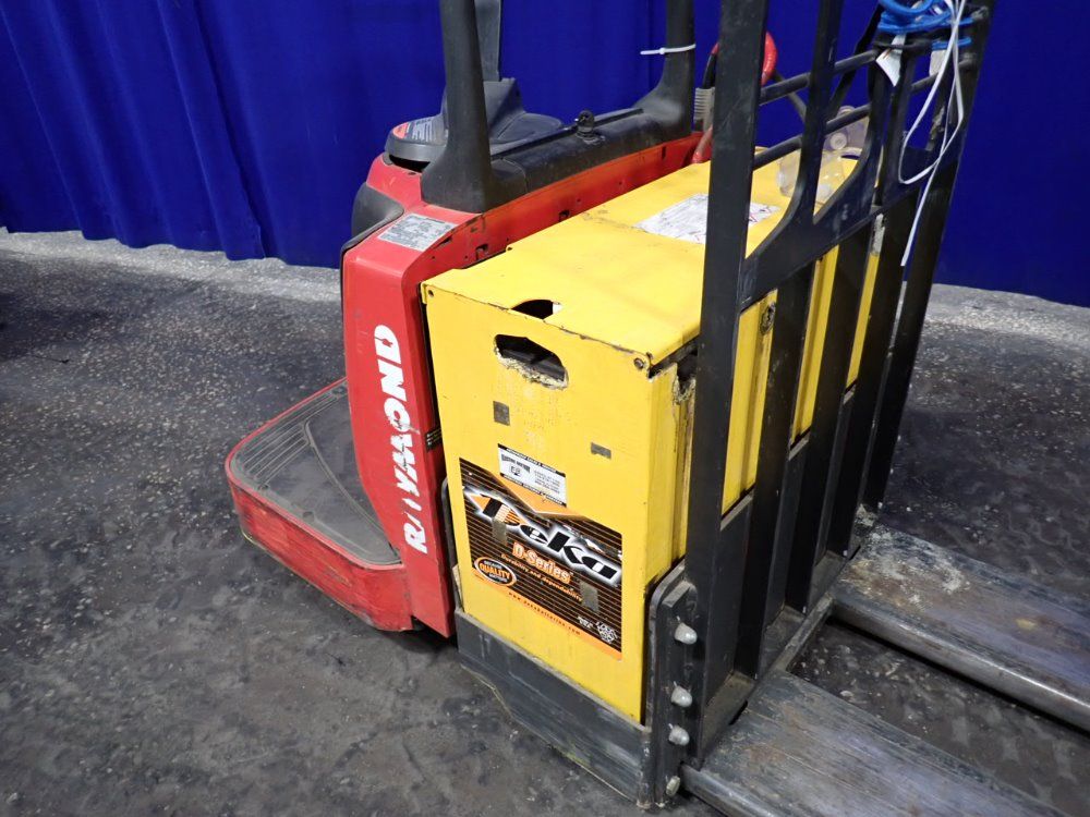 Raymond Raymond 6000 Lbs Electric Pallet Jack